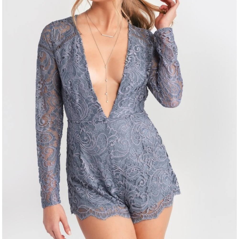 NWOT Ruby Gray Scalloped Back Romper
